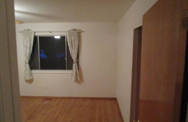 21937 Sunrise Drive Gallery 2