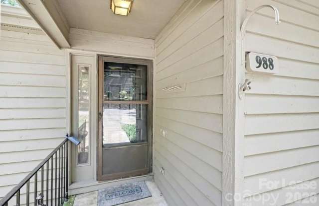 988 Cranberry Circle Gallery 2