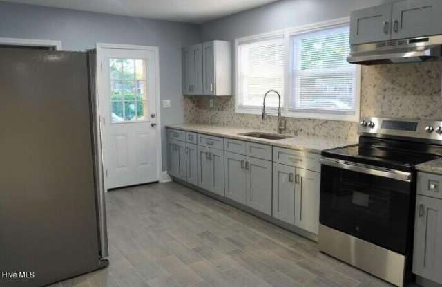 206 Thurston Drive W Gallery 2