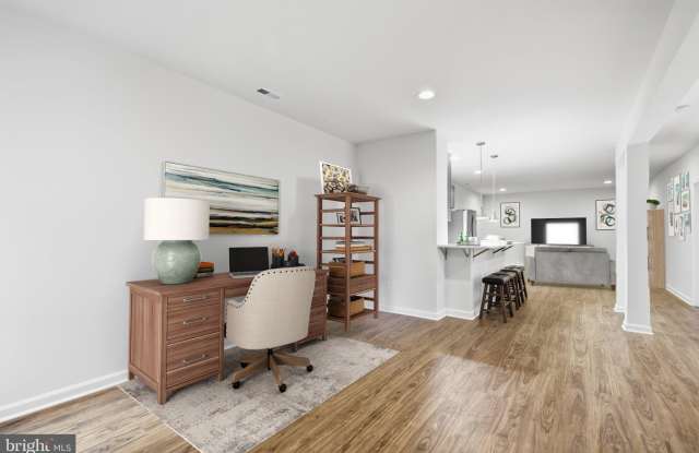 25170 MINERAL SPRINGS Circle Gallery 4