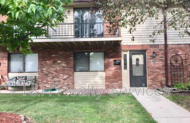 1090 Greenwood Park Drive West photos photos 1090 Greenwood Park Drive West photos photos