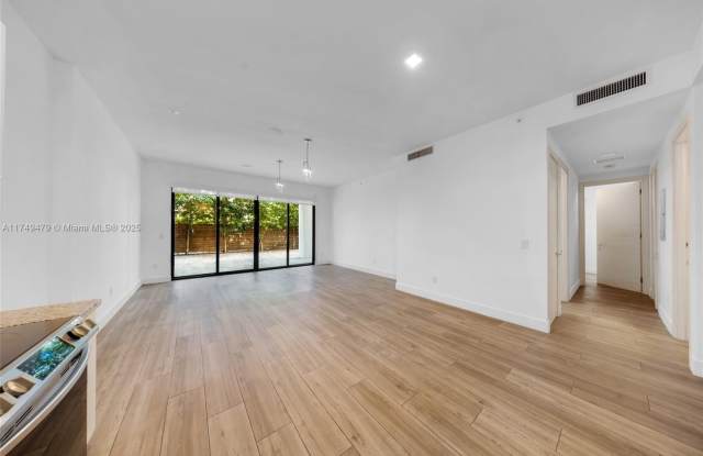 3265 Bird Ave photos photos