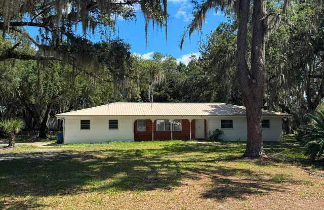 No HOA. Oversized 3/2 Home. NEW PHOTOS COMING SOON photos photos