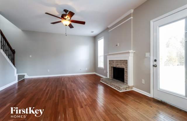 2727 Rocky Trail Court Gallery 4