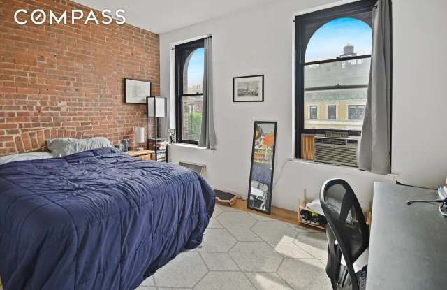 428 Amsterdam Avenue Gallery 3