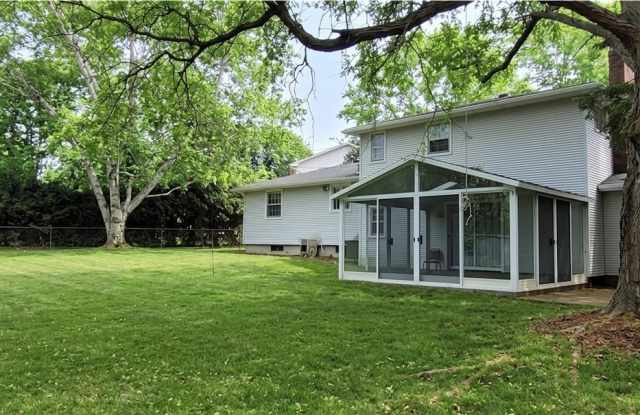 28 Candlewood Drive Gallery 3