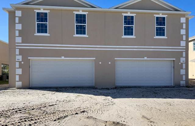 536 L M Davey Lane - 536 L M Davey Lane, Titusville, FL 32780