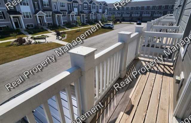 St. John 3 Bedroom Townhome Gallery 2
