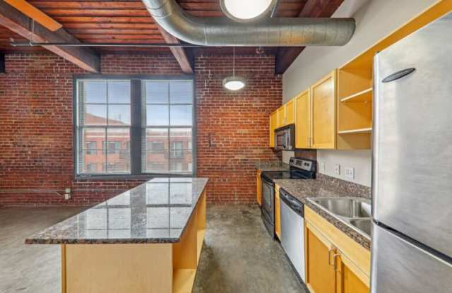 Stadium Loft Apartments Gallery 3