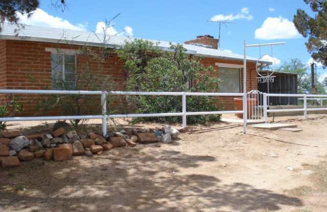 Peaceful Setting in J-Six - 2983 West Twin Buttes Trail, Cochise County, AZ 85602