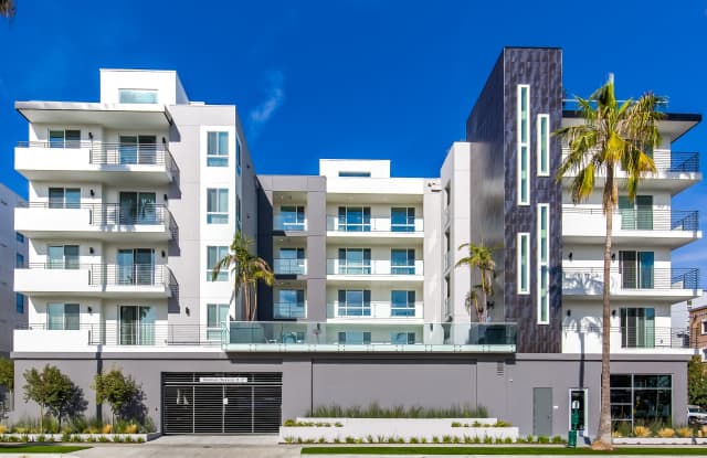 MODERNO Metro Luxury Living photos photos