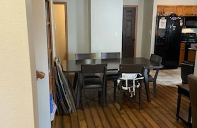 160 East Montana Street Gallery 3