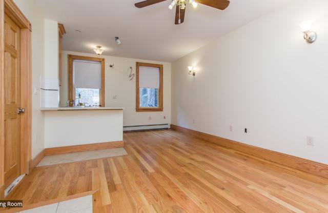 Classic Charm in Beacon Hill | 1 BR, 1 BA photos photos