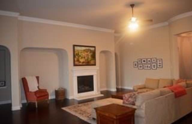 301 Enchanted Hilltop Way Gallery 2