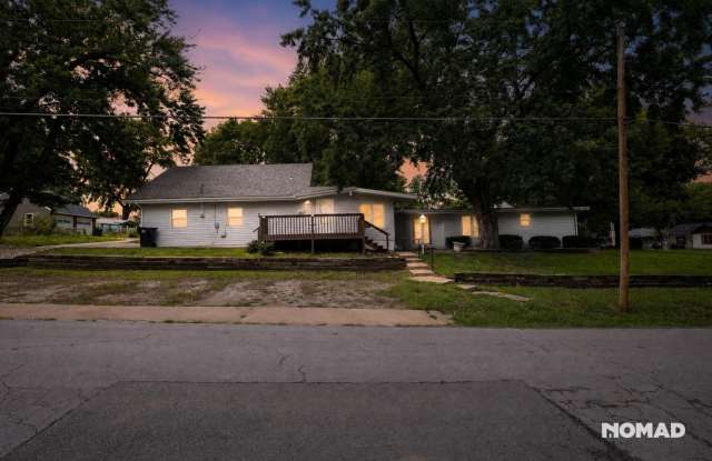 3BR House off of Noland and 23rd photos photos