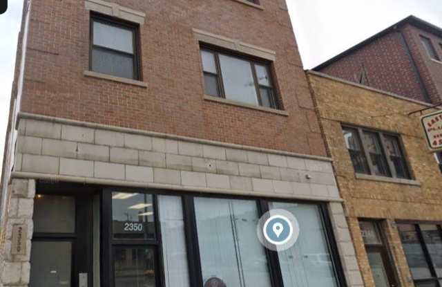 2350 W Grand Avenue Gallery 1