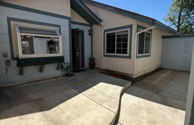 Charming Single-Level Townhome in Cape Concord photos photos