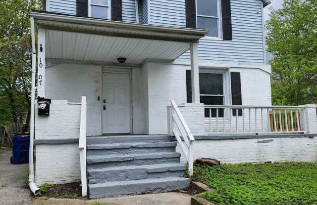 Large 3 Bedroom Home For Rent on Kimberly photos photos