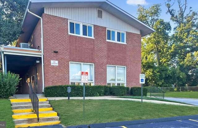 4000 W NORTHERN Parkway unit: 2 photos photos 4000 W NORTHERN Parkway unit: 2 photos photos