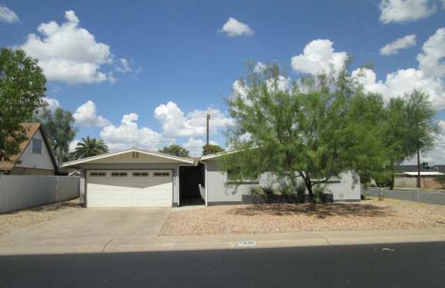 236 E HERMOSA Drive - 236 East Hermosa Drive, Tempe, AZ 85282