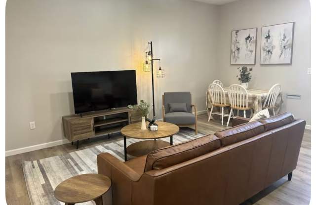 1120 Oak - 1 photos photos
