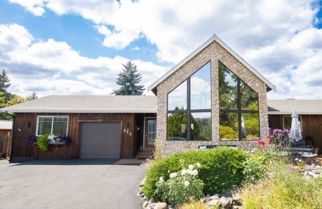 MOVE IN SPECIAL! Beautiful 2 Bedroom Over Looking Ohop Valley and Mt Rainier! photos photos