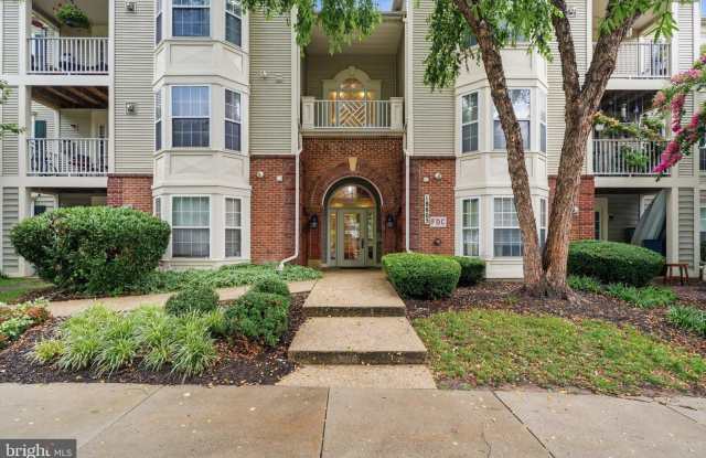 18805 SPARKLING WATER Drive Gallery 2
