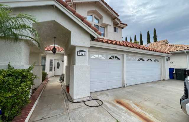Beautiful 5-Bedroom Home with Parkside Living! Gallery 1