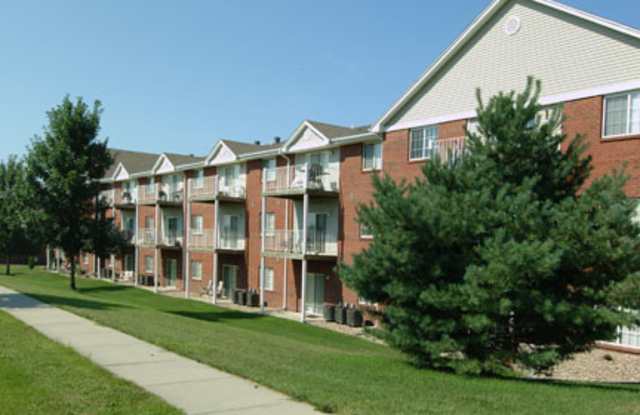 Deer Park Apartments Gallery 2