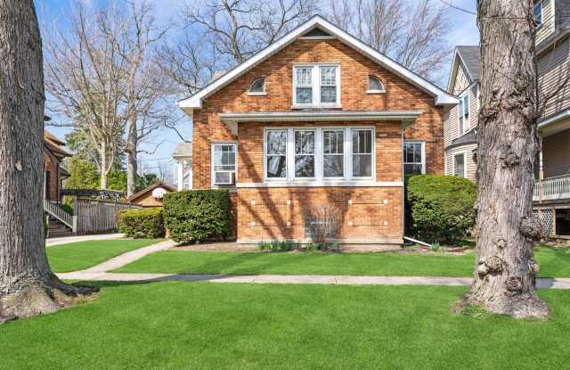 1524 Forest Avenue - 1524 Forest Avenue, Wilmette, IL 60091