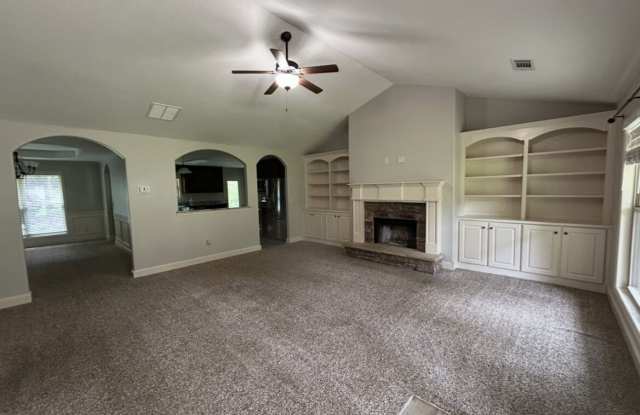 683 Carla Court Gallery 2