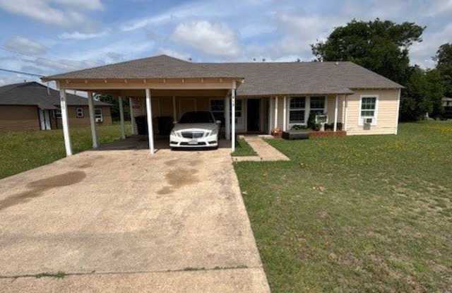 810 Stetson Avenue photos photos