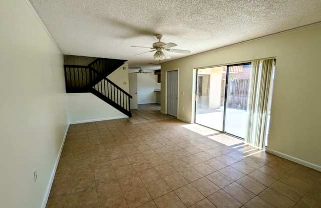 555 Green Springs Place Gallery 4