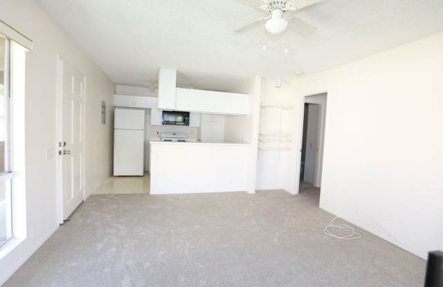 Sun Rise in Ewa. One bedroom, one bathroom corner unit on the 2nd floor photos photos