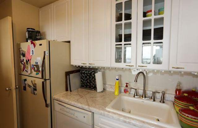 3948 Lake Shore Dr. Gallery 4