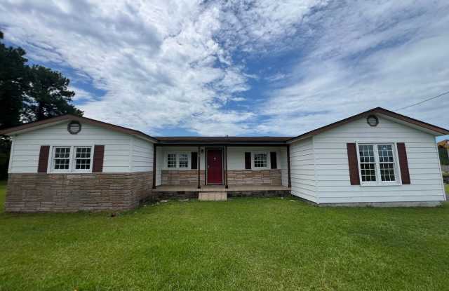 Loris - 3 Bedroom / 2 Bathroom House photos photos Loris - 3 Bedroom / 2 Bathroom House photos photos