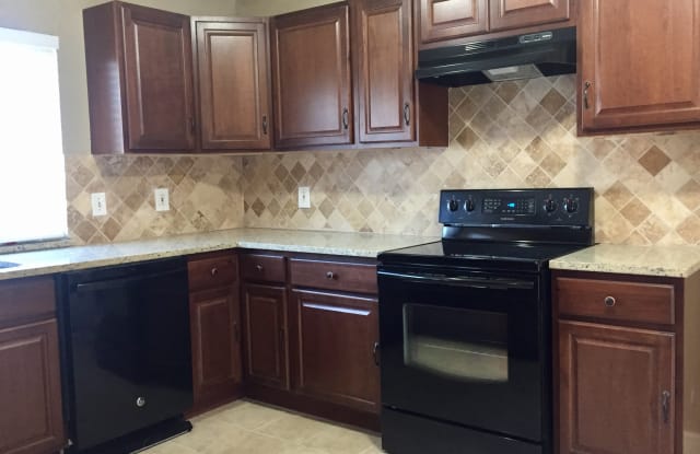 4905 Ashlock Dr - 4905 Ashlock Drive, The Colony, TX 75056