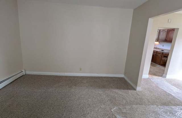 Spacious Three Bedroom Duplex Gallery 3