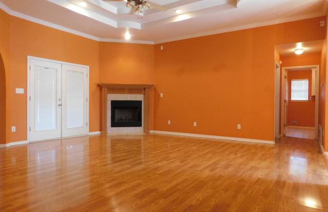 Available NOW!!!! Here is the home you were looking for! This home has eye appeal! Beautiful landscaping! Beautiful exterior and interior front entry! The living room ceiling is vaulted and the room is accented by the fireplace. Front entry, laundry room Gallery 4