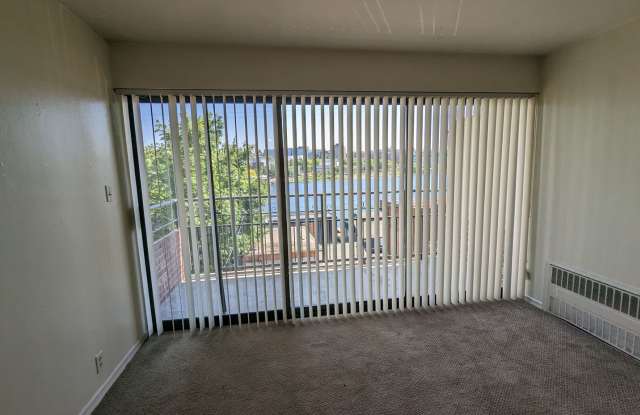 Lanai Apartments Gallery 1