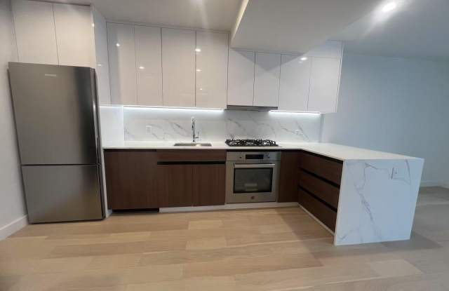 14449 Northern Boulevard unit: 422 photos photos