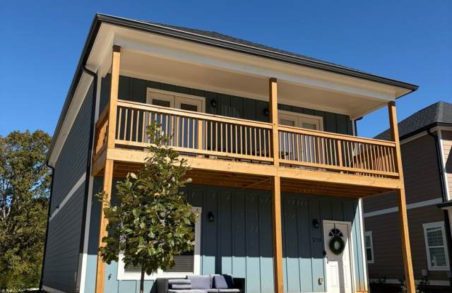4 Bedroom/4Bath House off of Will Hunter Road! Gallery 1