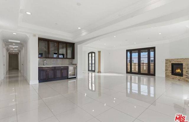 462 South Maple Drive - 462 South Maple Drive, Beverly Hills, CA 90212