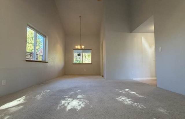 2375 Temple Drive Gallery 3