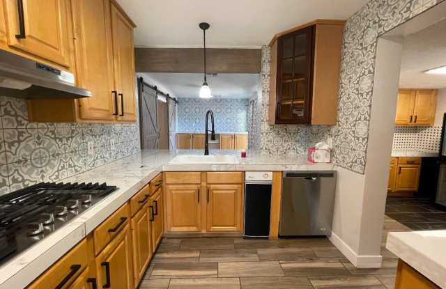 3536 E Oak Street photos photos