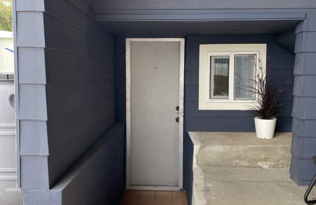 4725 Coronado Avenue Gallery 2