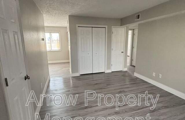 2481 E 5 photos photos