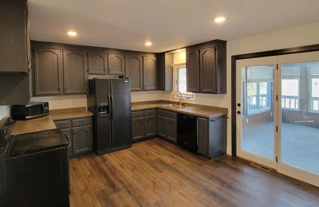 6668 Sunnyslope Drive - 6668 Sunnyslope Drive, Maple Grove, MN 55311