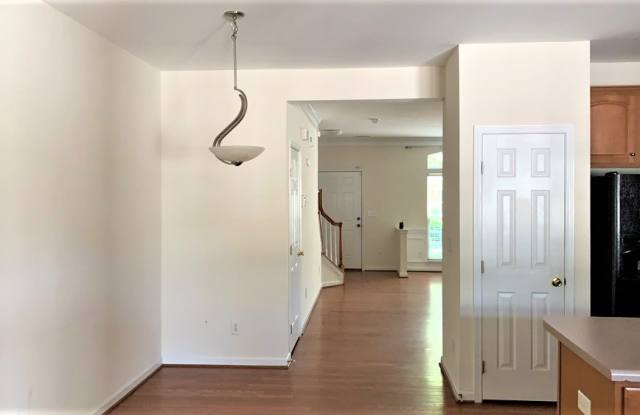 5212 Berkeley View Circle Gallery 3