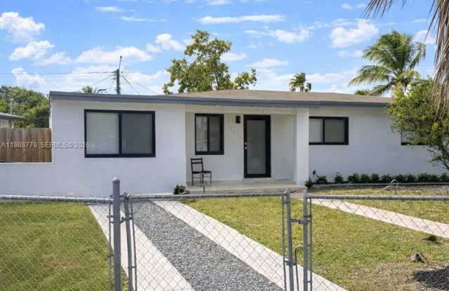 9831 Martinique Drive photos photos